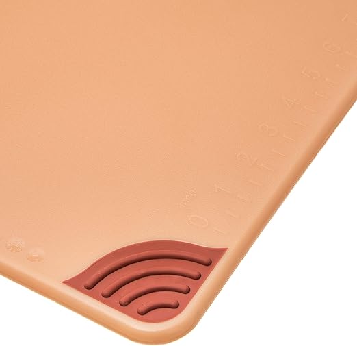 San Jamar Saf-T-Grip Plastic Cutting Board with Safety Hook, 15" x 20" x 0.5", Brown