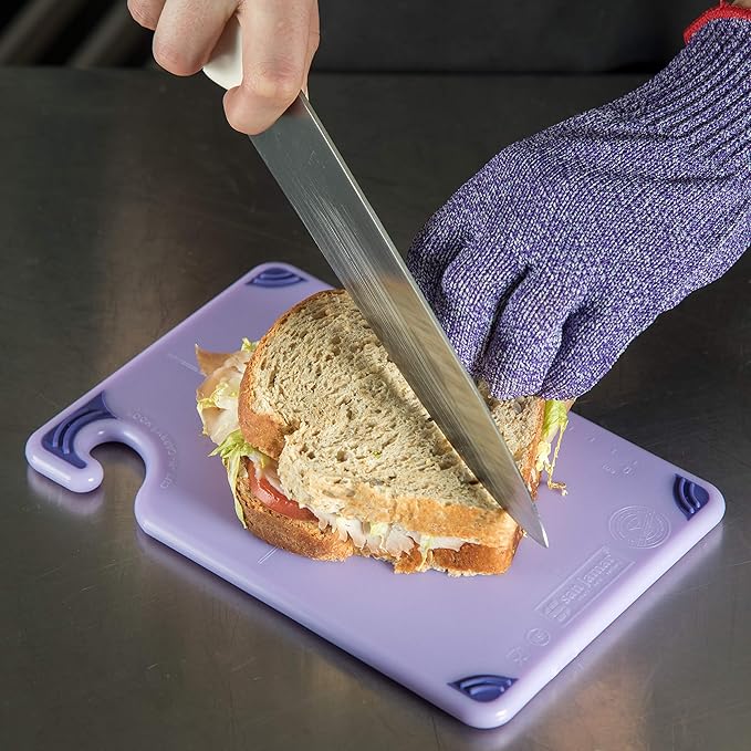 San Jamar Saf-T-Grip Plastic Cutting Board with Safety Hook, 6" x 9" x 0.375", Purple