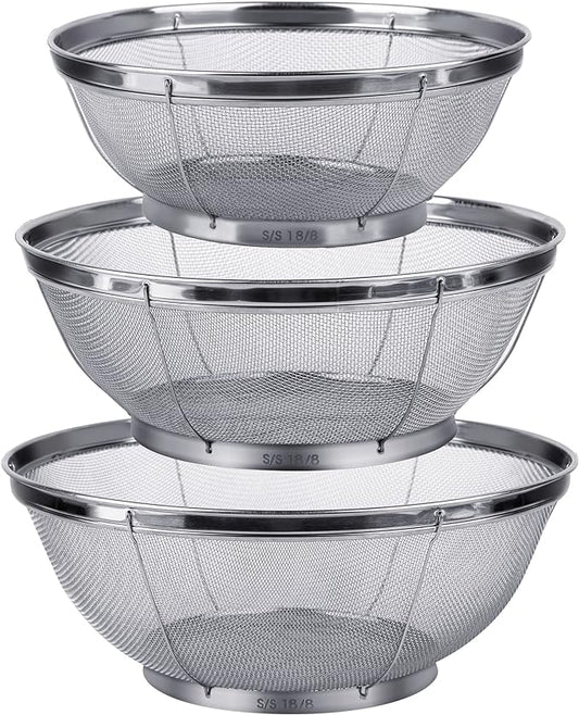 3 Pack Strainers for Kitchen, 18/8 Stainless Steel Colander, Fine Mesh Strainer for Pasta, Rice and Fruit, Sieve for Strain, Drain, Rinse or Steam (5-Quart, 4-Quart and 3-Quart)